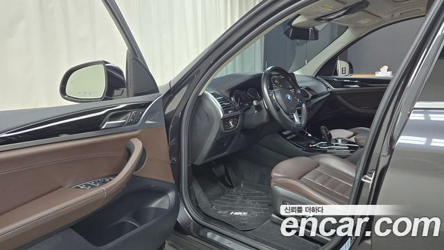 BMW X3 2018 — photo 10