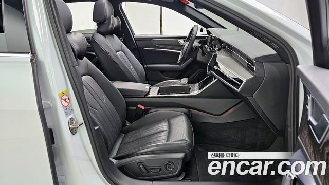 Audi A6 2020 — photo 11