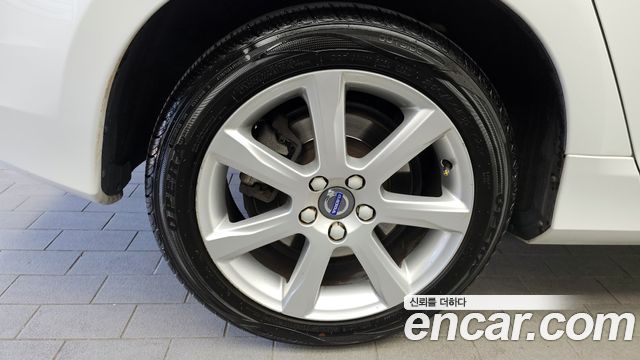 Volvo S60 2018 — photo 5