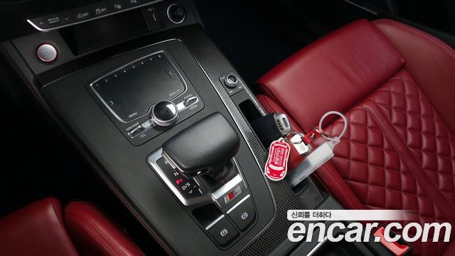 Audi SQ5 2020 — photo 9
