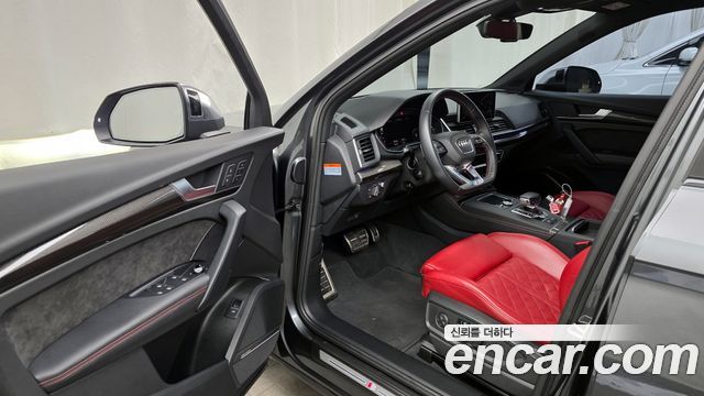 Audi SQ5 2020 — photo 10