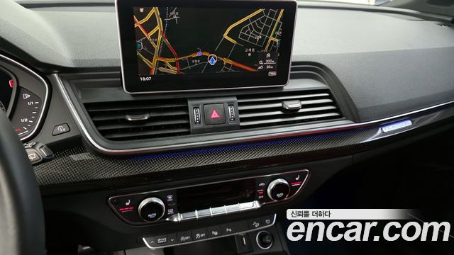 Audi SQ5 2020 — photo 14
