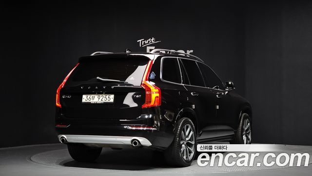 Volvo XC90 2018 — photo 2
