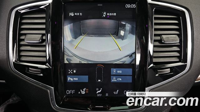 Volvo XC90 2018 — photo 15