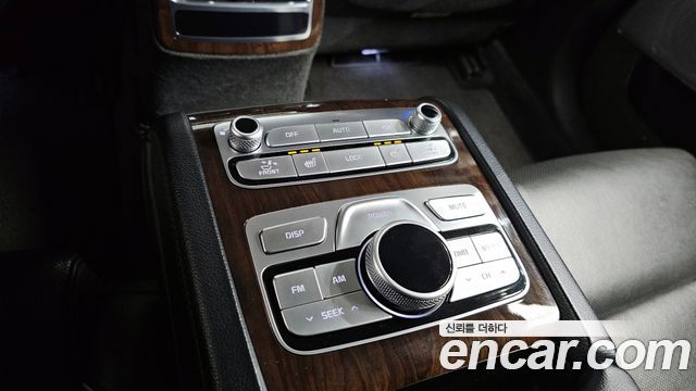 Kia K9 2019 — photo 17