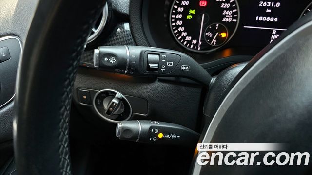 Mercedes-Benz B-Class 2015 — photo 18