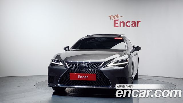 Lexus LS 2022 — photo 3