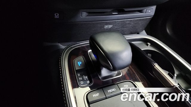 Lexus LS 2022 — photo 9