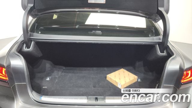 Lexus LS 2022 — photo 20