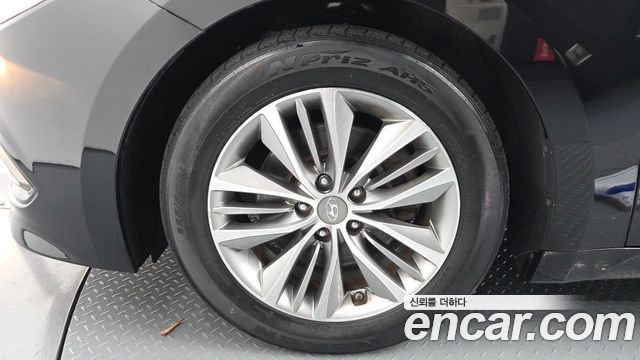 Hyundai Grandeur 2017 — photo 5