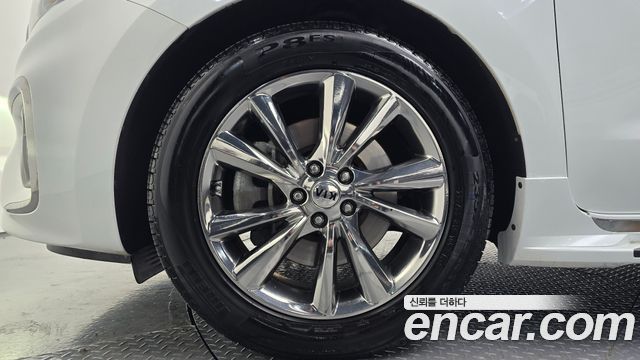 Kia Canival 2020 — photo 5