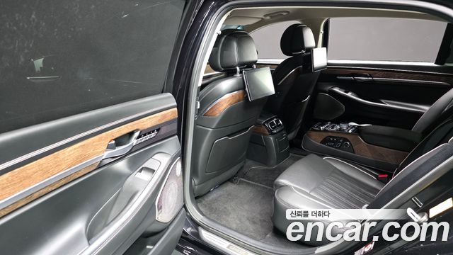 Genesis G90 2020 — photo 12