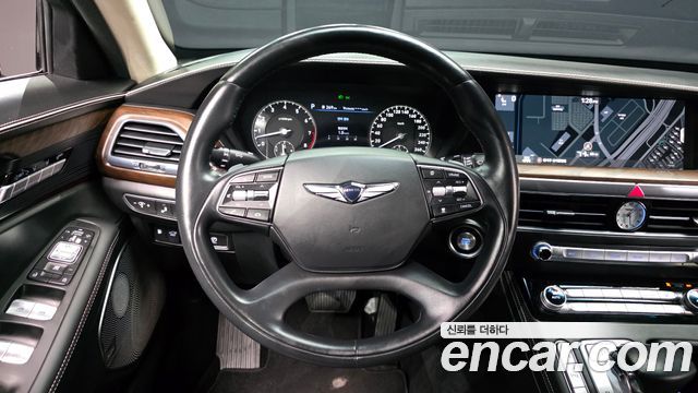 Genesis G90 2020 — photo 13