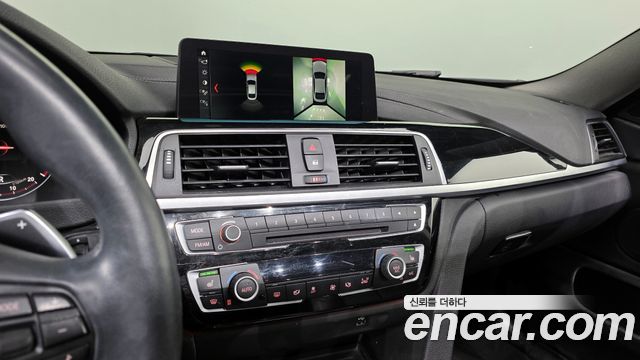 BMW 4-Series 2020 — photo 15