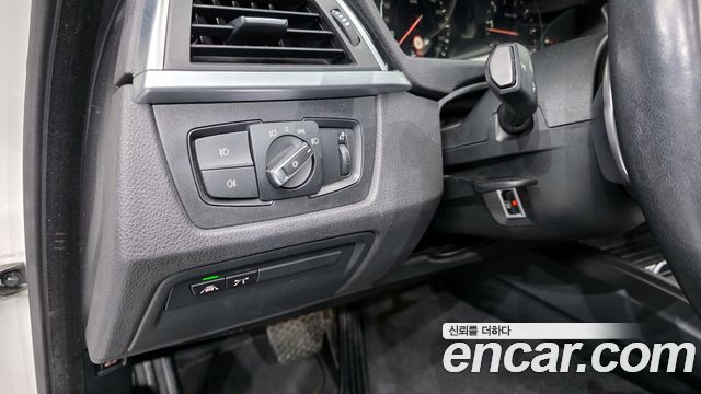 BMW 4-Series 2020 — photo 16