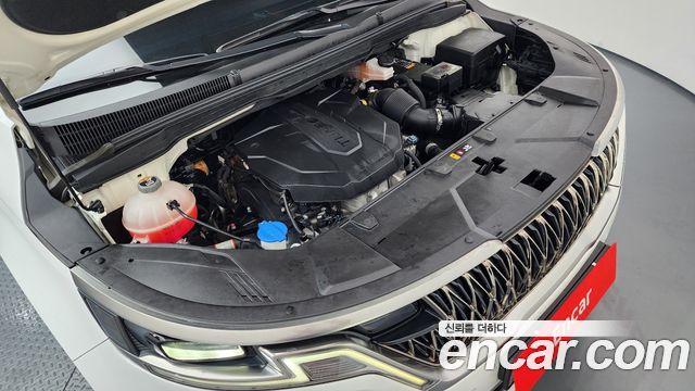 Kia Canival 2022 — photo 6