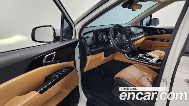 Kia Canival 2022 — photo 10