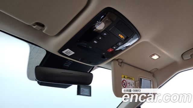 Kia Canival 2022 — photo 17