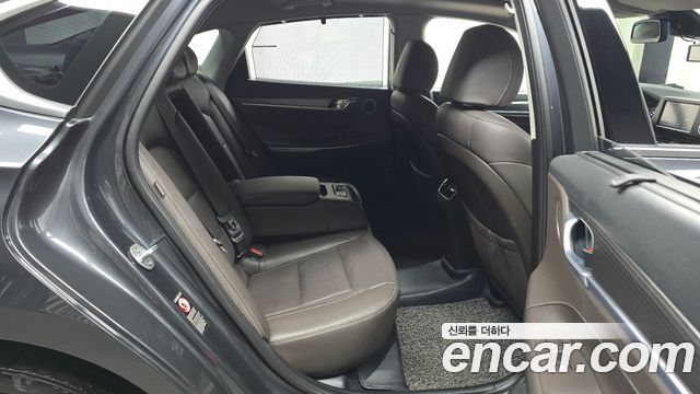 Hyundai Grandeur 2018 — photo 12