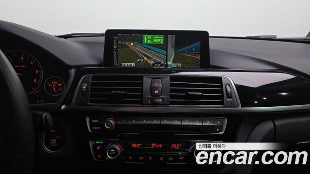 BMW 3-Series 2016 — photo 14