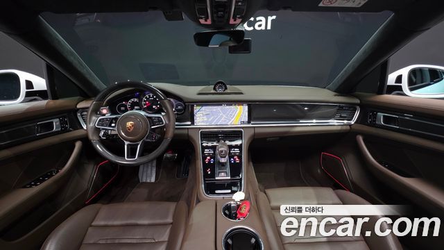 Porsche Panamera 2020 — photo 7