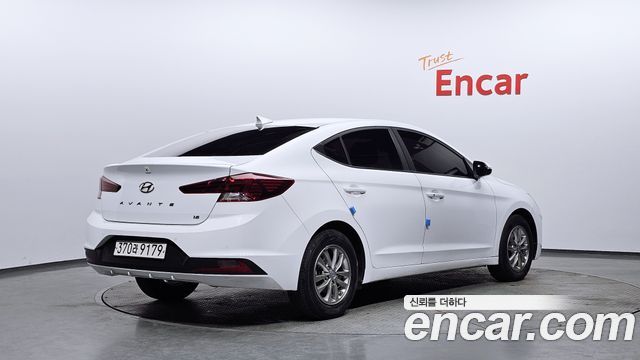 Hyundai AVANTE 2019 — photo 2