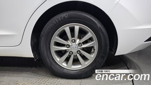 Hyundai AVANTE 2019 — photo 5