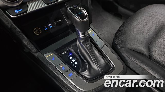 Hyundai AVANTE 2019 — photo 9