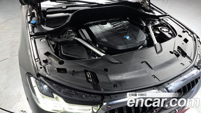 BMW Gran Turismo 2022 — photo 6