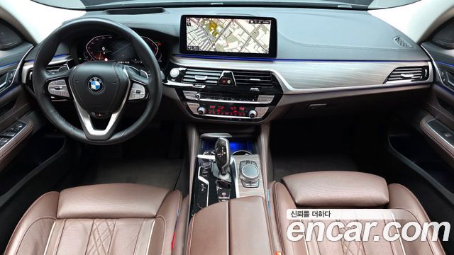 BMW Gran Turismo 2022 — photo 7