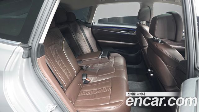 BMW Gran Turismo 2022 — photo 12