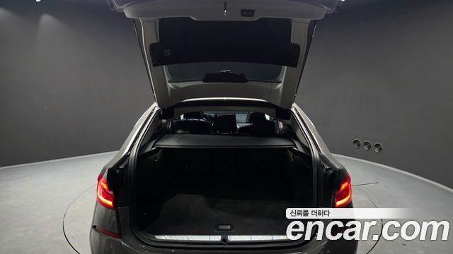 BMW Gran Turismo 2022 — photo 20