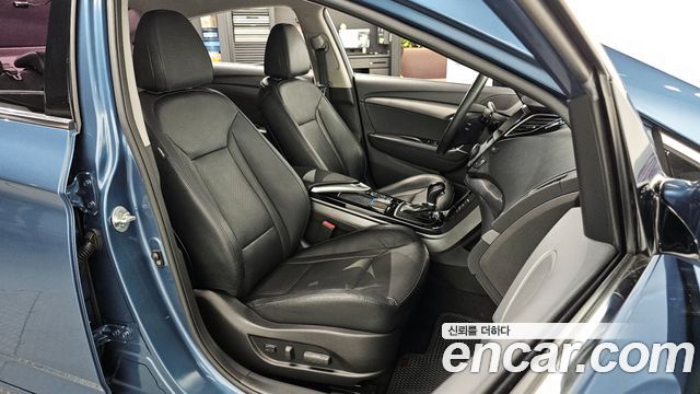 Hyundai i40 2012 — photo 10