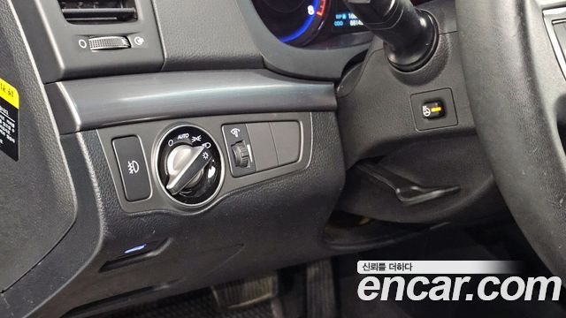 Hyundai i40 2012 — photo 16