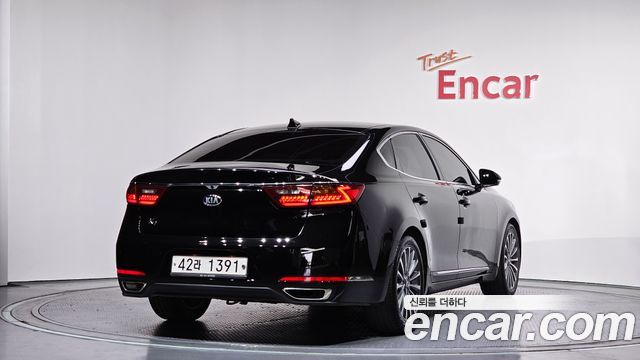 Kia K7 2017 — photo 2