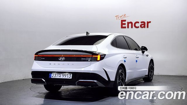 Hyundai Sonata 2025 — photo 2