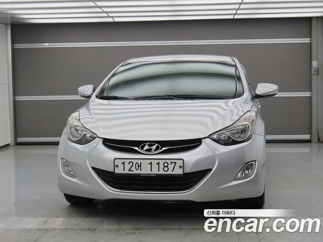 Hyundai AVANTE 2013 — photo 2