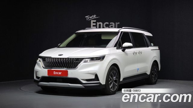 Kia Canival 2021 — photo 1