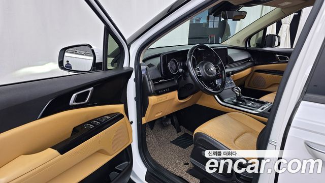 Kia Canival 2021 — photo 10