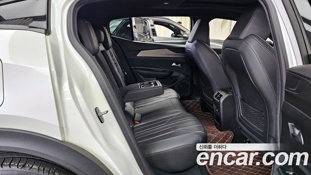 Peugeot 408 2023 — photo 12