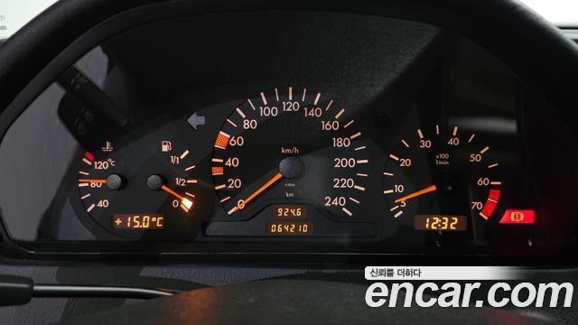 Mercedes-Benz C-Class 1997 — photo 8