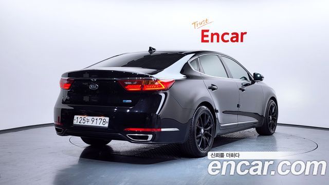 Kia K7 2017 — photo 2
