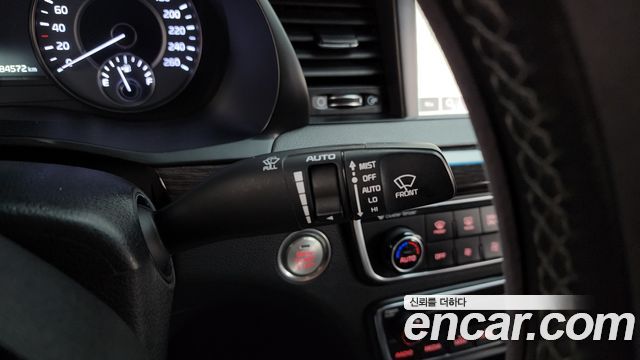 Kia K7 2017 — photo 16
