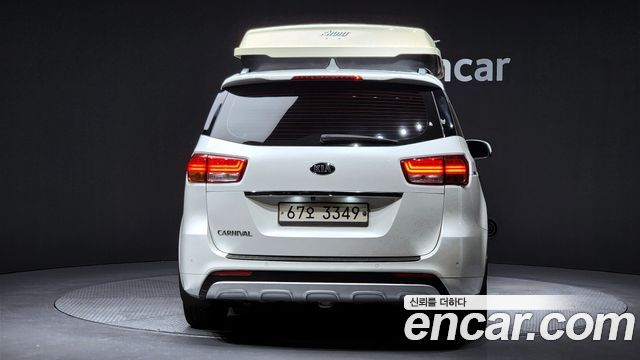 Kia Canival 2015 — photo 4