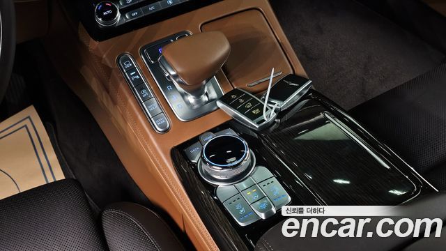 Genesis G90 2019 — photo 9