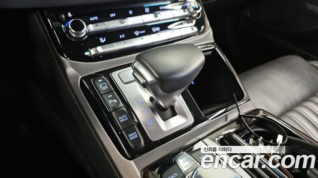 Genesis EQ900 2016 — photo 9