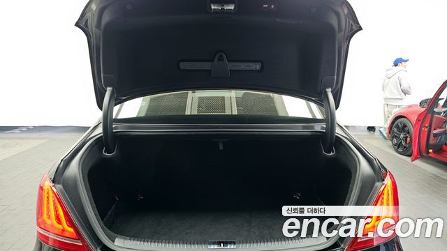 Genesis EQ900 2016 — photo 20