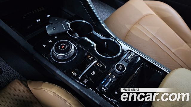 Kia K5 2022 — photo 9