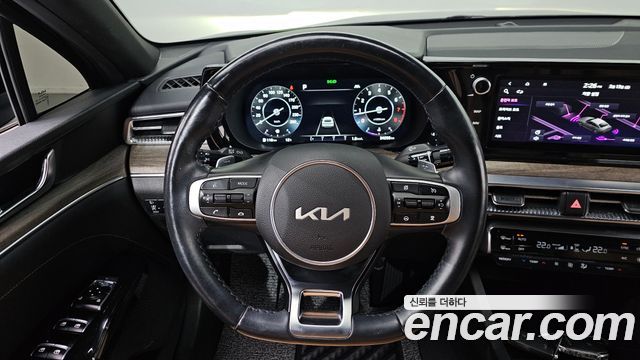 Kia K5 2022 — photo 14