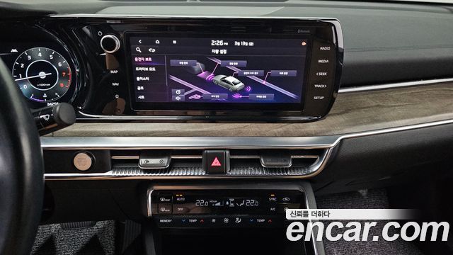 Kia K5 2022 — photo 20